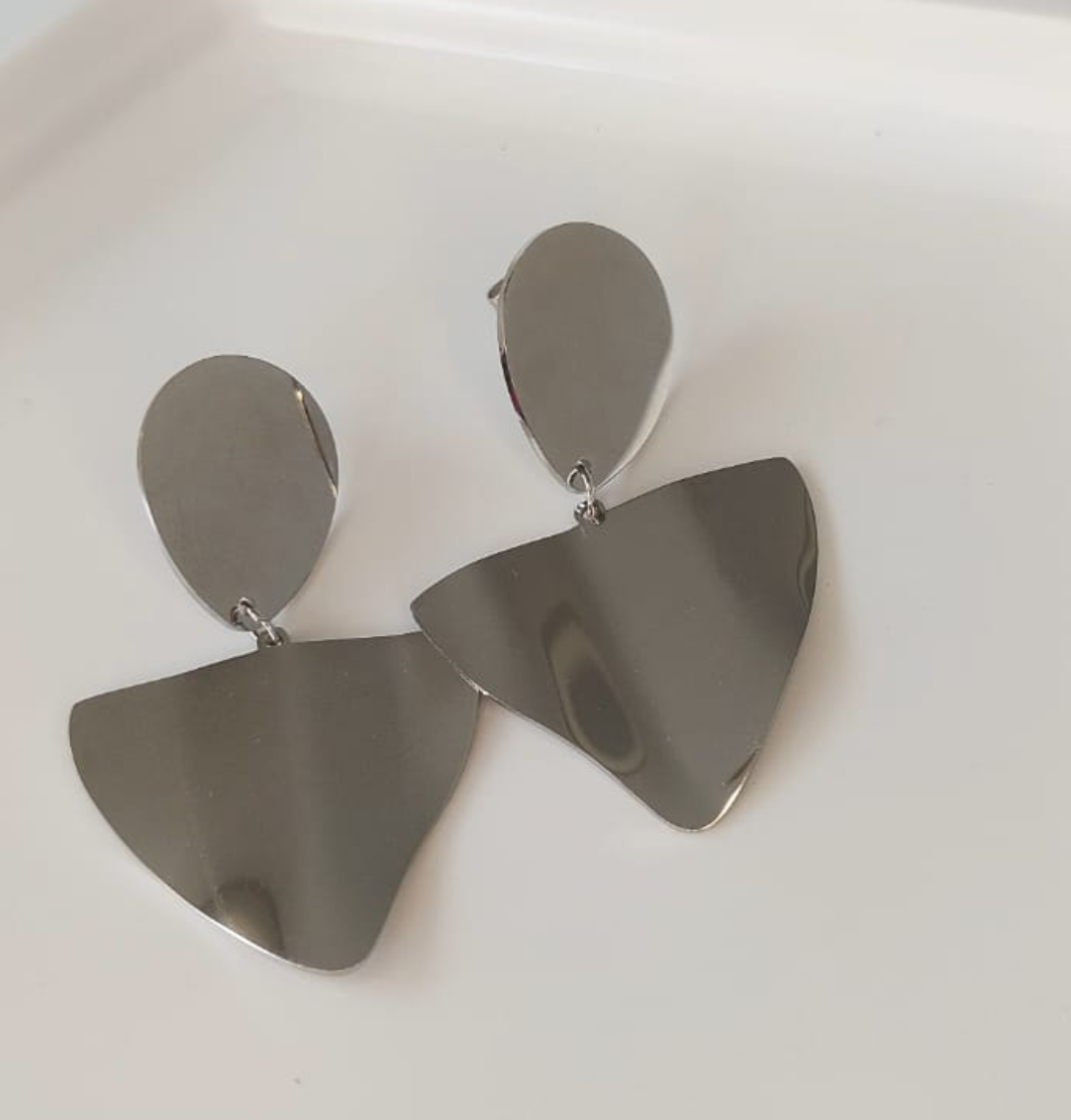 Brinco Triângulo Aço Inoxidável